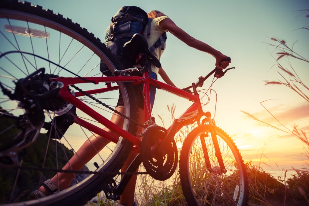 Mountainbike-Teamtraining mit verschiedenen Einheiten zur Teamstärkung 867