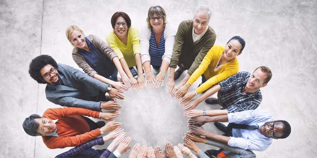 Teambuilding: Stärken Sie die Kommunikation und Kompetenz in Ihrem Team 885