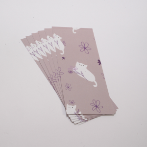 Sandwich and slice of lemons