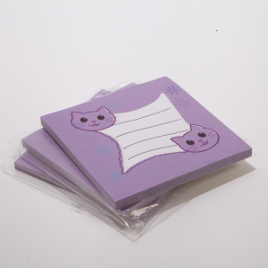 Sandwich and slice of lemons