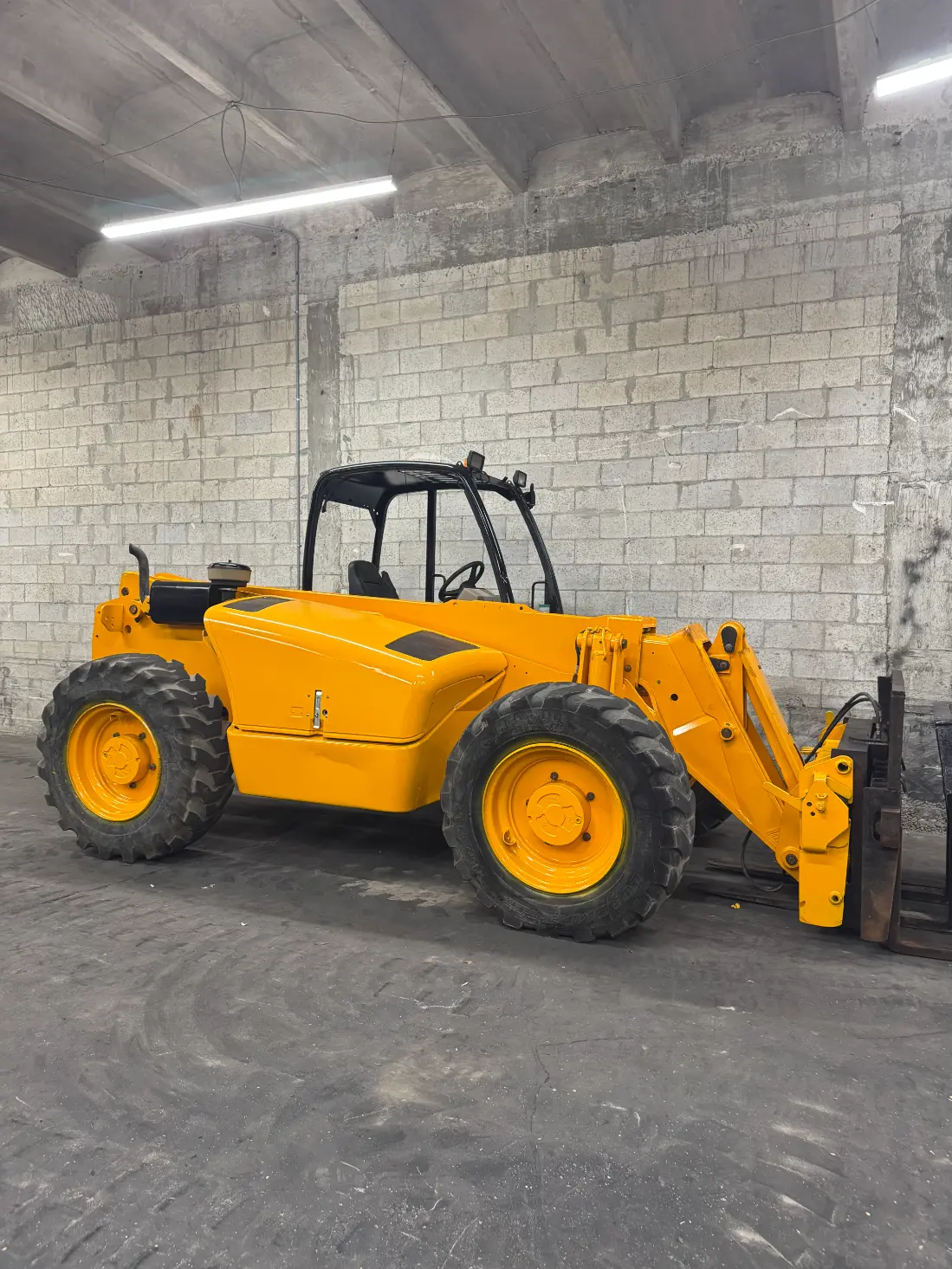 JCB 530 telehandler – heavy equipment supplier auction, Pompano Beach FL