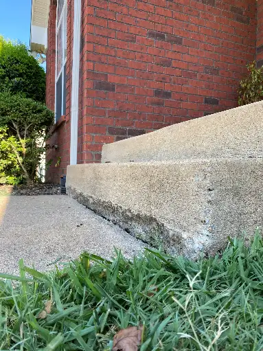 Sunken Sidewalk Steps Before Concrete Lifting Service