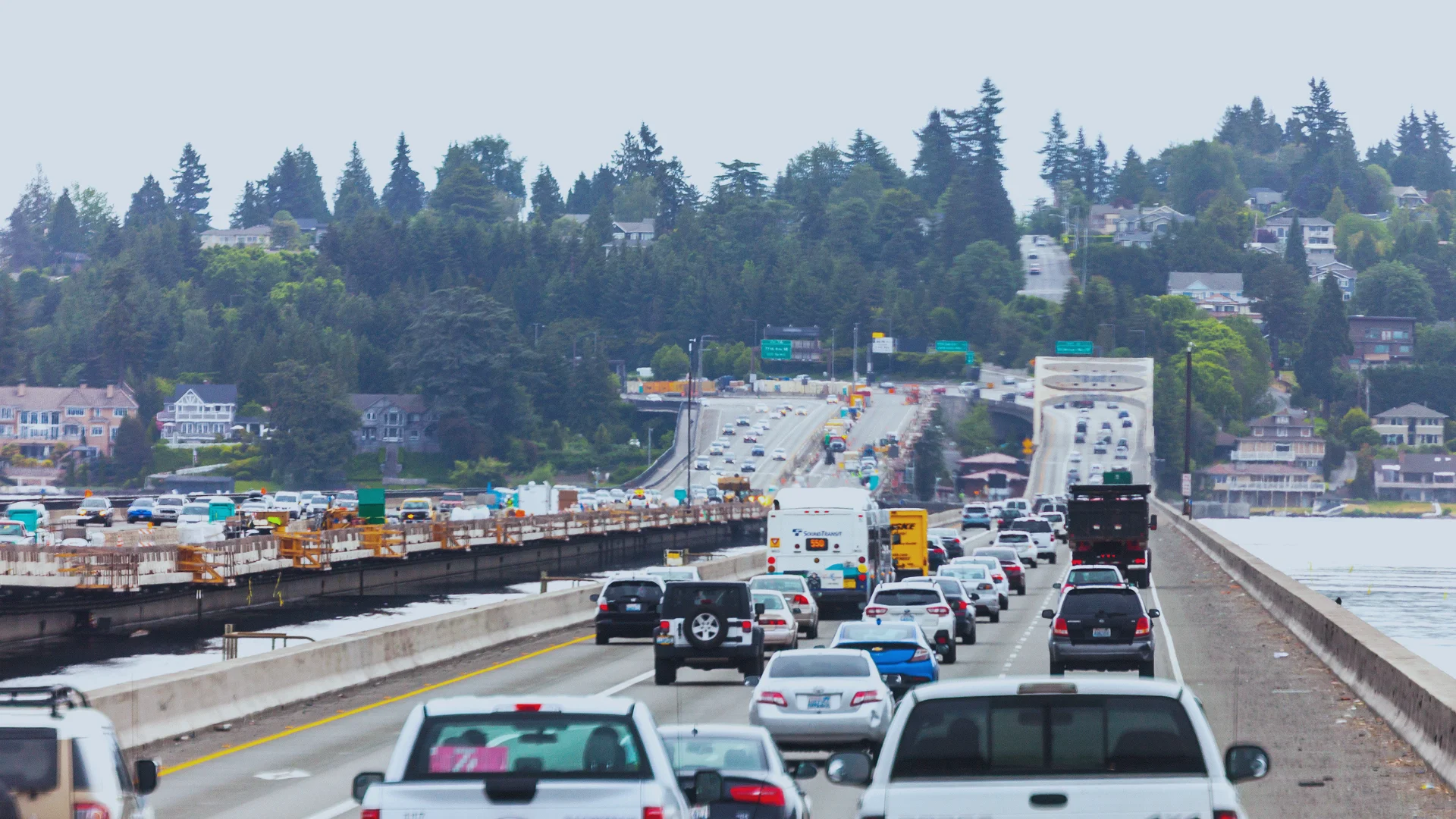 Traffic from Seattle to Mercer Island