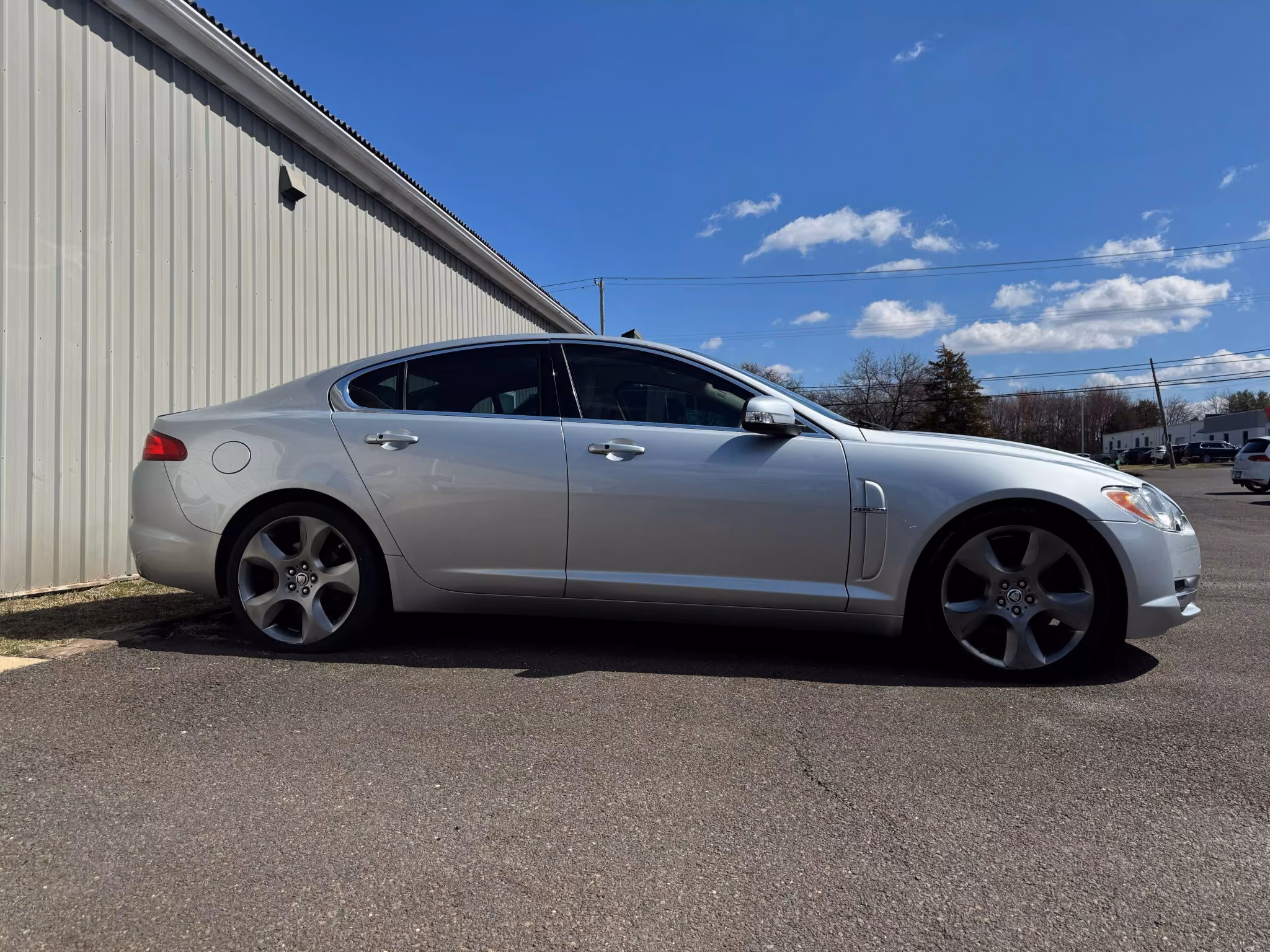 2009 Jaguar XF Supercharged Sedan 4D