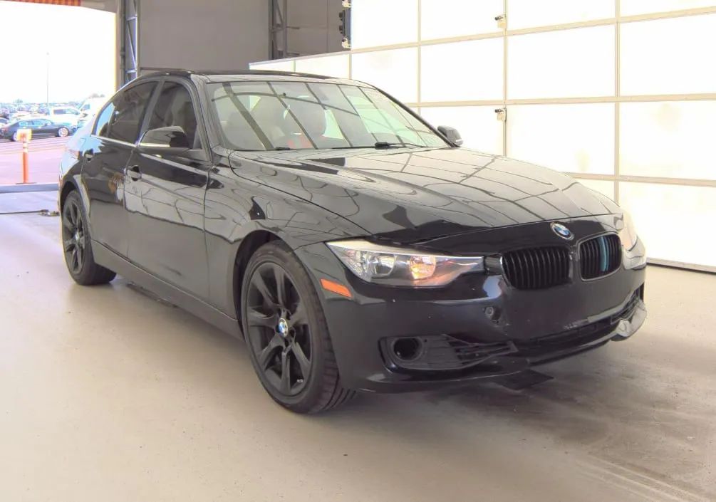 2015 BMW 3 Series 328i xDrive Sedan 4D
