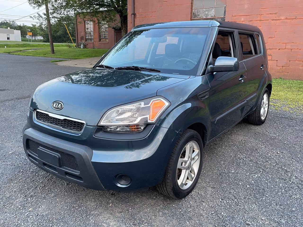2011 Kia Soul + Wagon 4D
