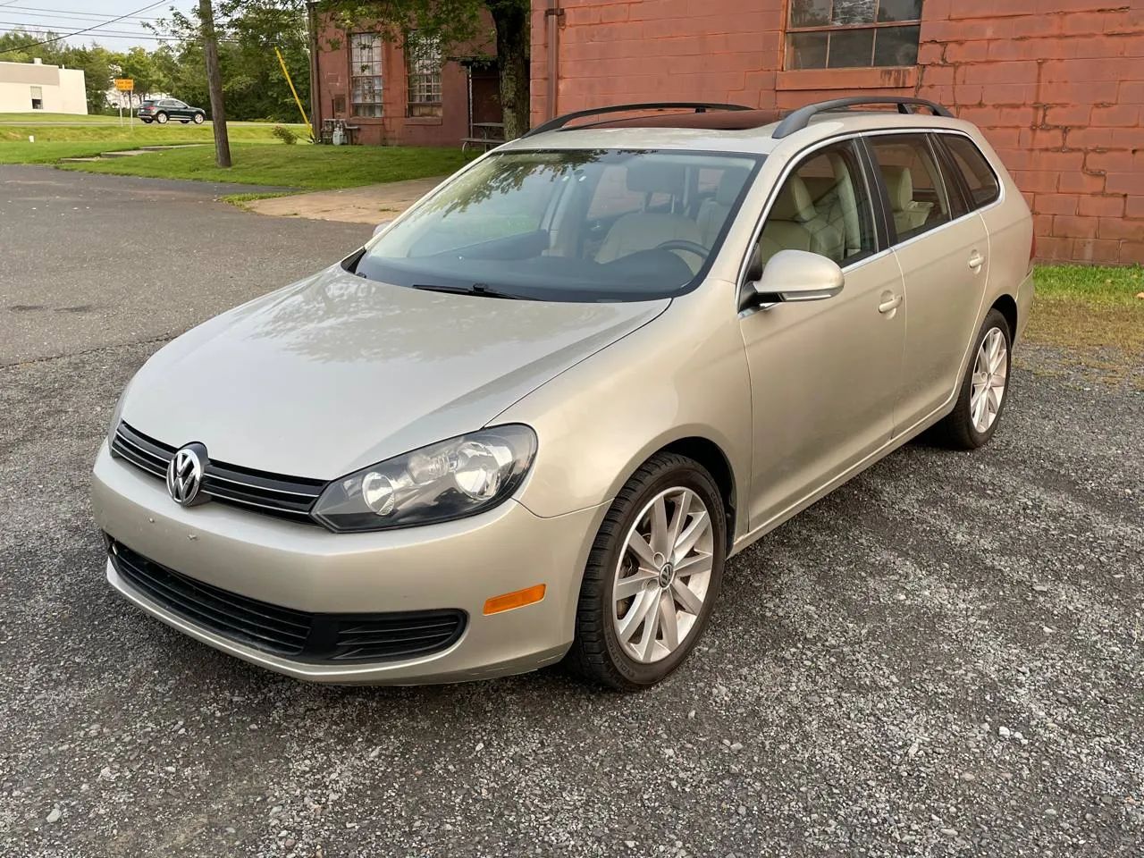 2012 Volkswagen Jetta SportWagen 2.0L TDI Sport Wagon 4D
