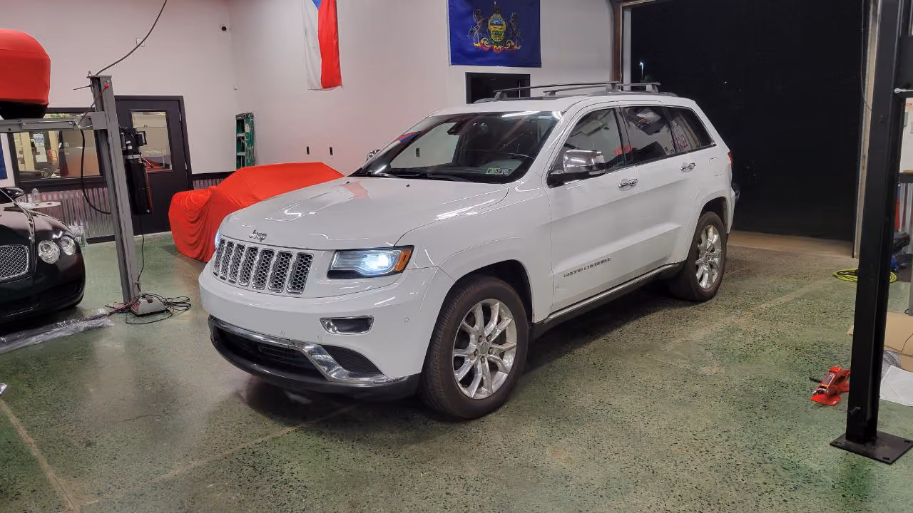2014 Jeep Grand Cherokee Summit Sport Utility 4D