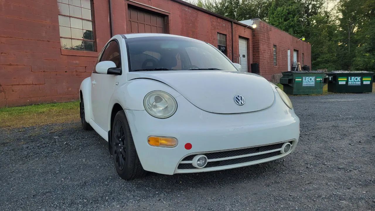 2001 Volkswagen New Beetle GLS Hatchback 2D