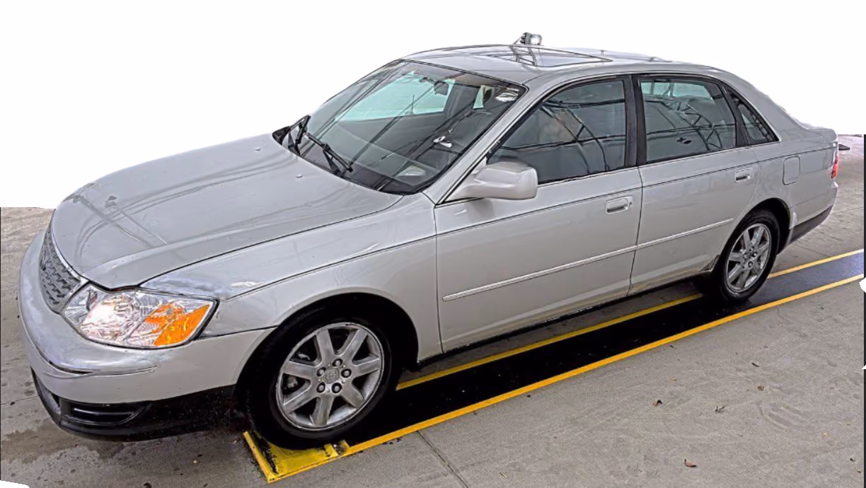 2003 Toyota Avalon XLS Sedan 4D