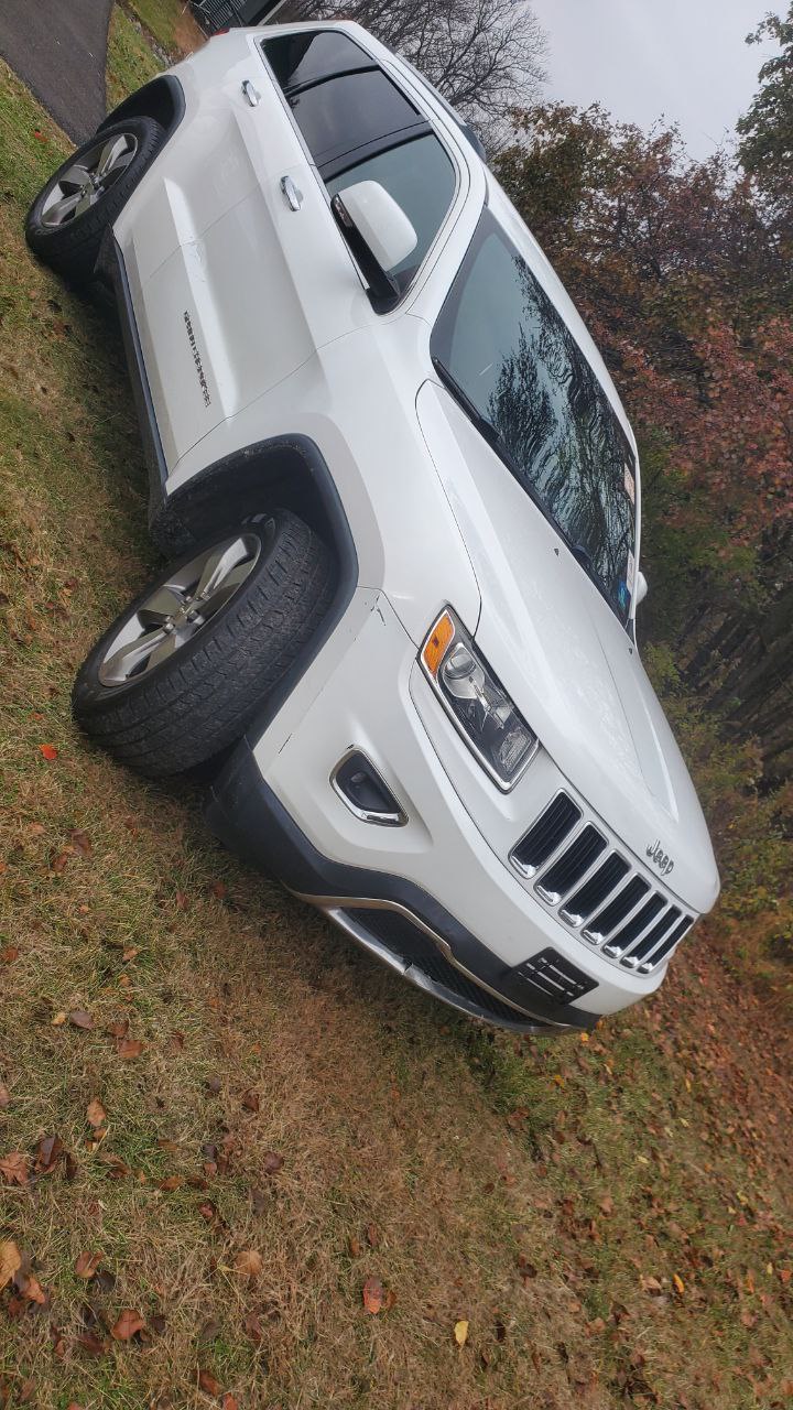 2014 Jeep Grand Cherokee Limited Sport Utility 4D