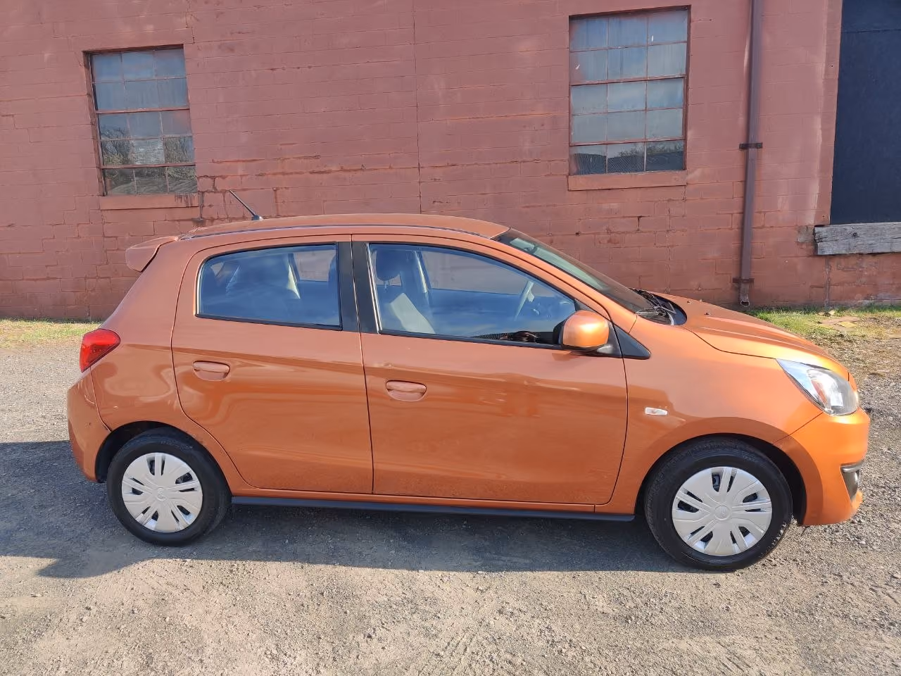 2018 Mitsubishi Mirage ES Hatchback