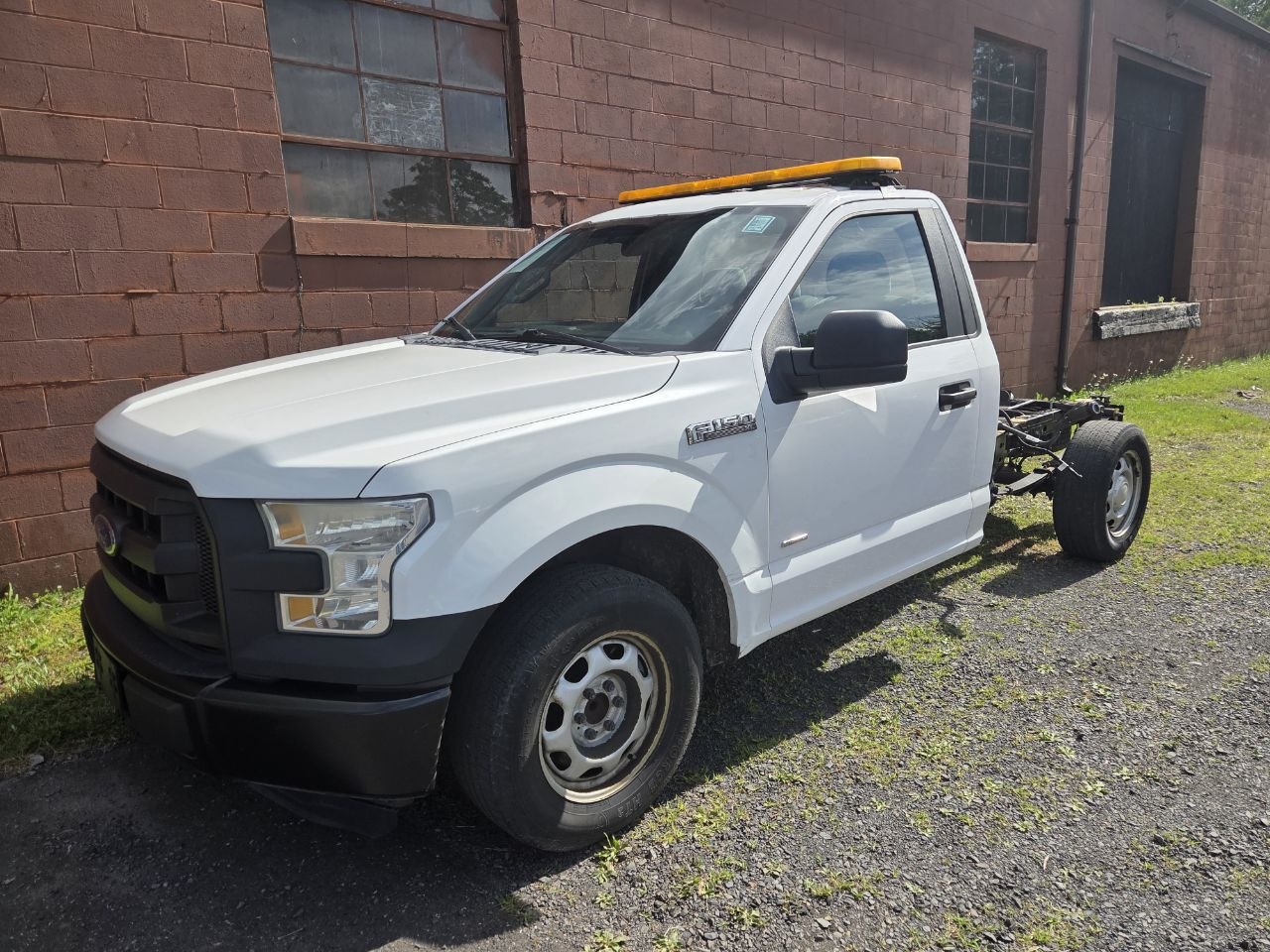 2015 Ford F150 Regular Cab XL Pickup 2D 8 ft