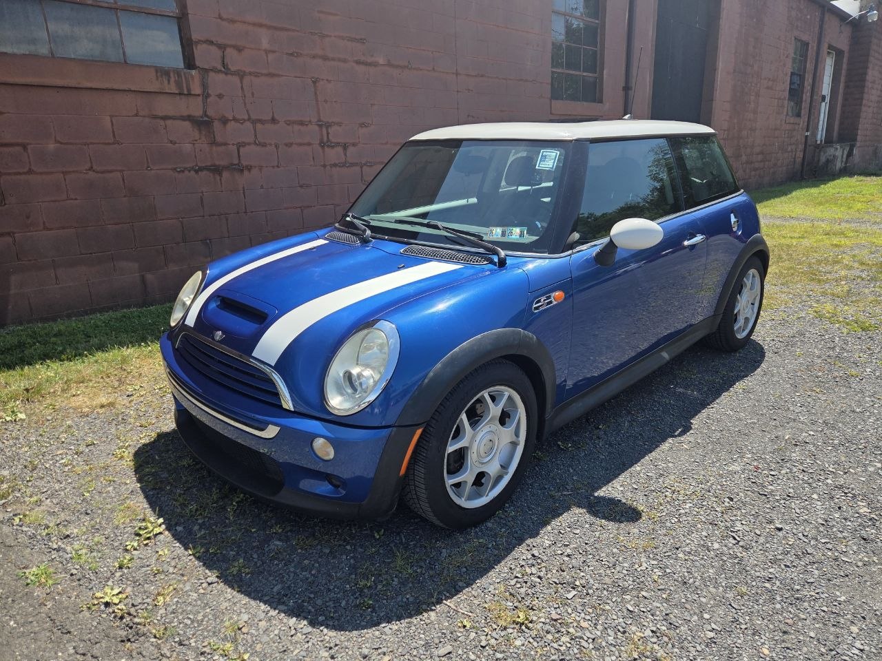 2005 MINI Cooper S Hatchback 2D