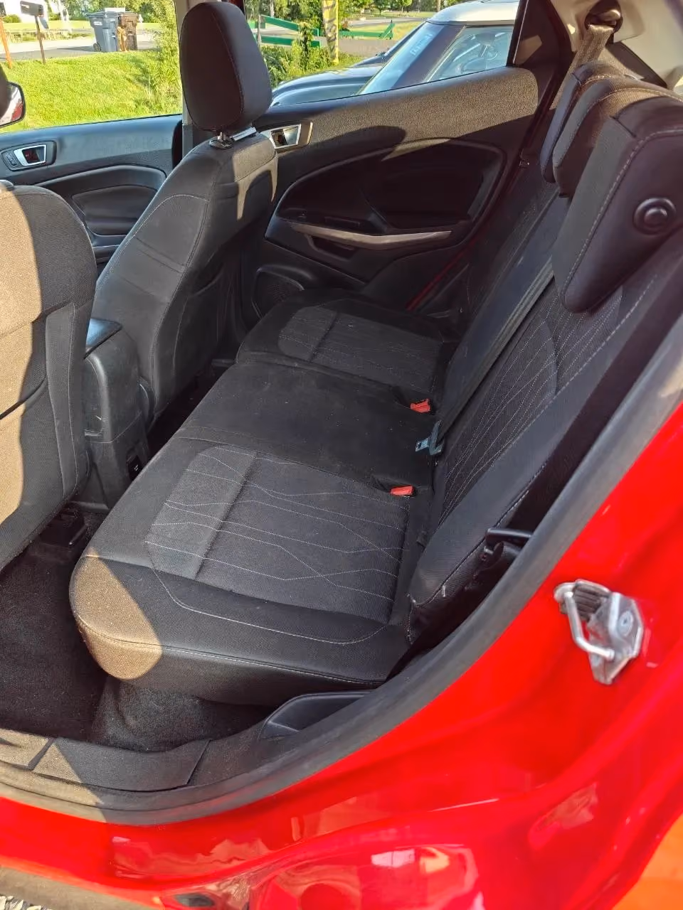 2019 Ford EcoSport — photo 7 of 17