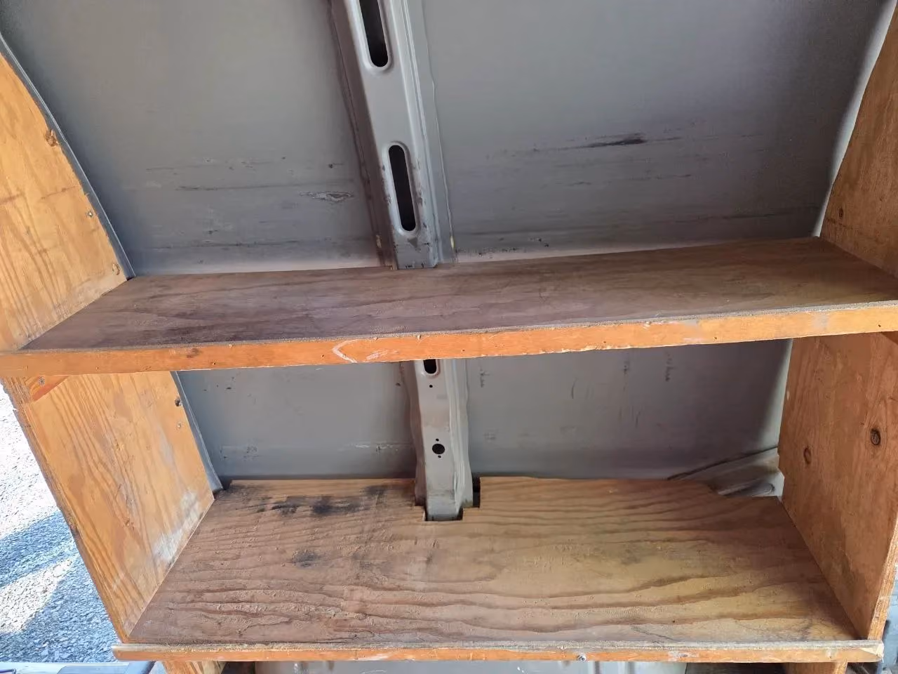 2003 Chevrolet Express 2500 Cargo — photo 13 of 23