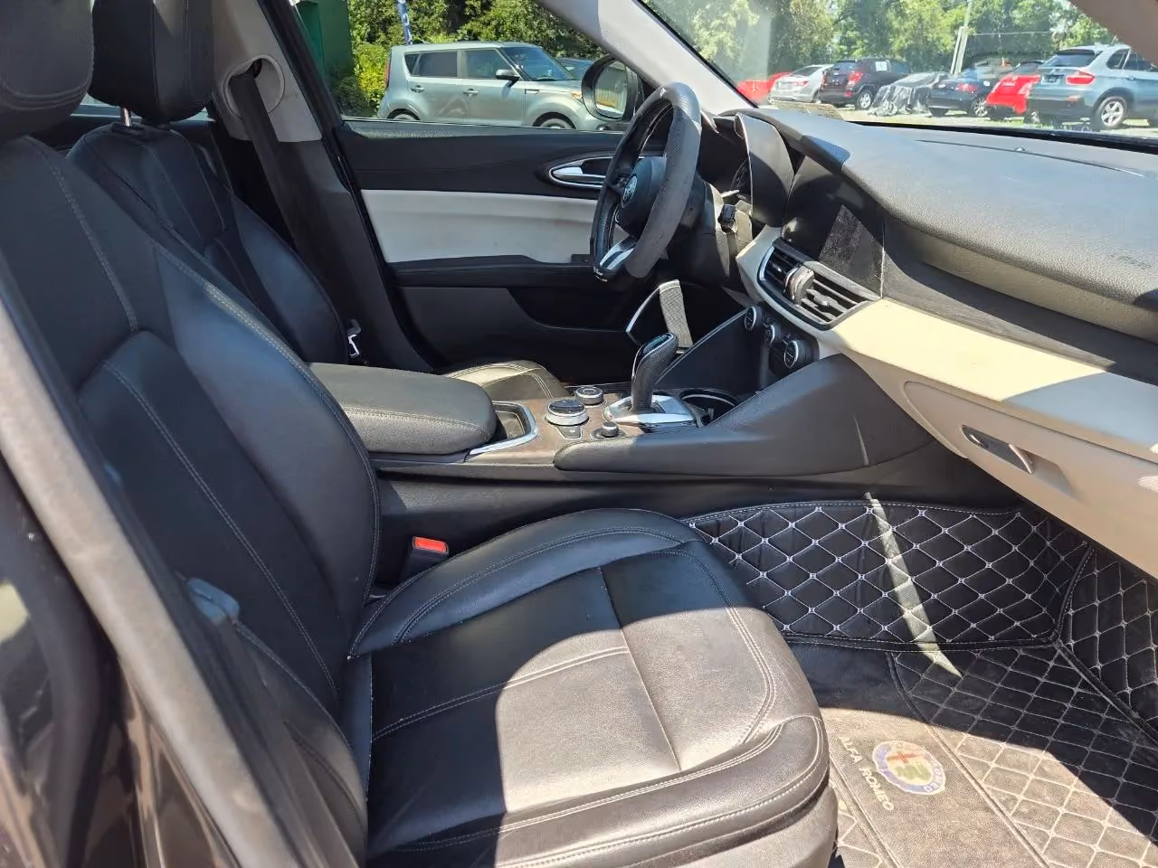 2021 Alfa Romeo Giulia TI AWD — photo 17 of 23