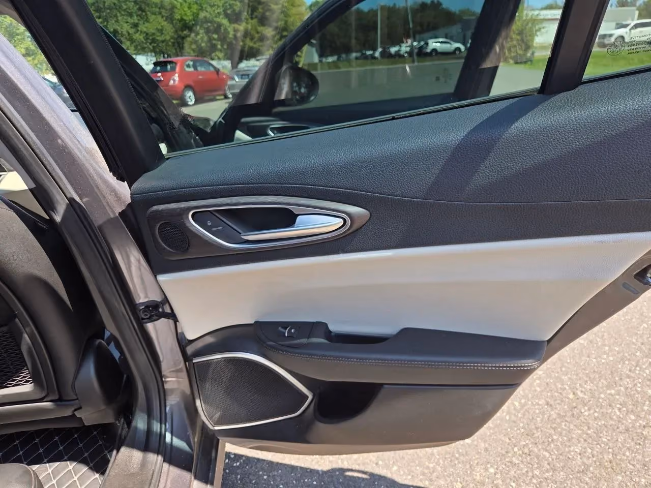 2021 Alfa Romeo Giulia TI AWD — photo 20 of 23