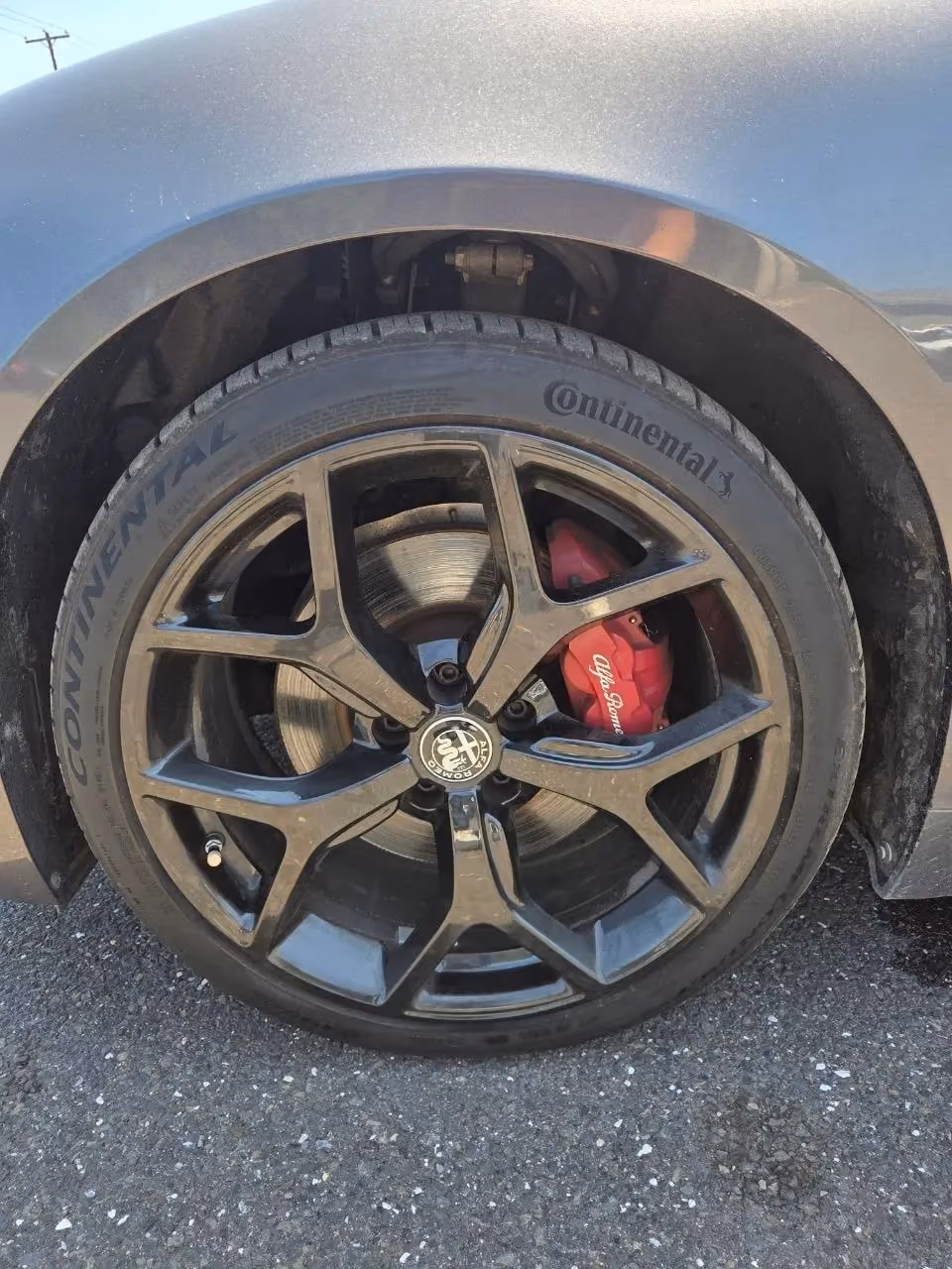 2021 Alfa Romeo Giulia TI AWD — photo 9 of 23