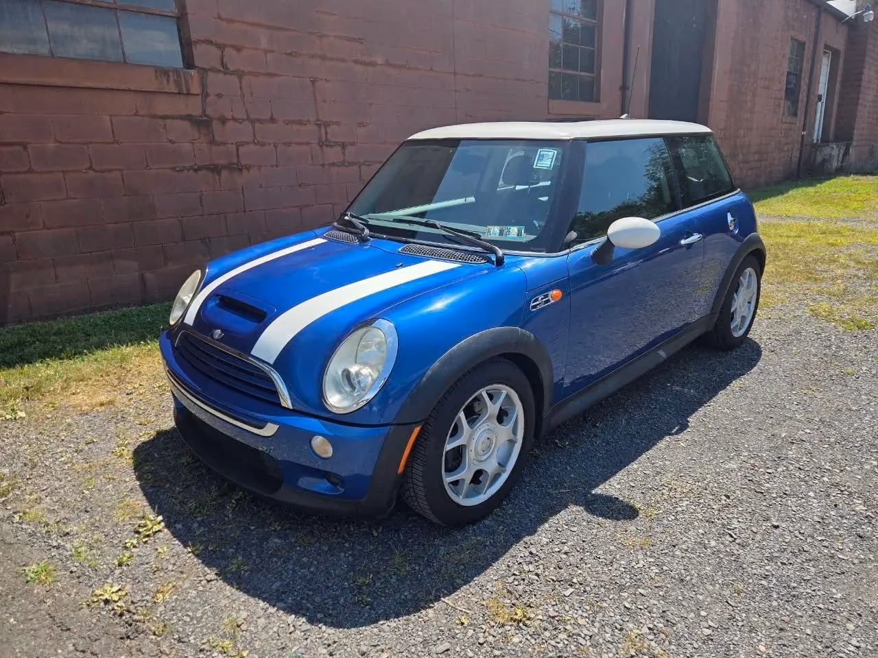 2005 MINI Cooper S Hatchback 2D — photo 1 of 24