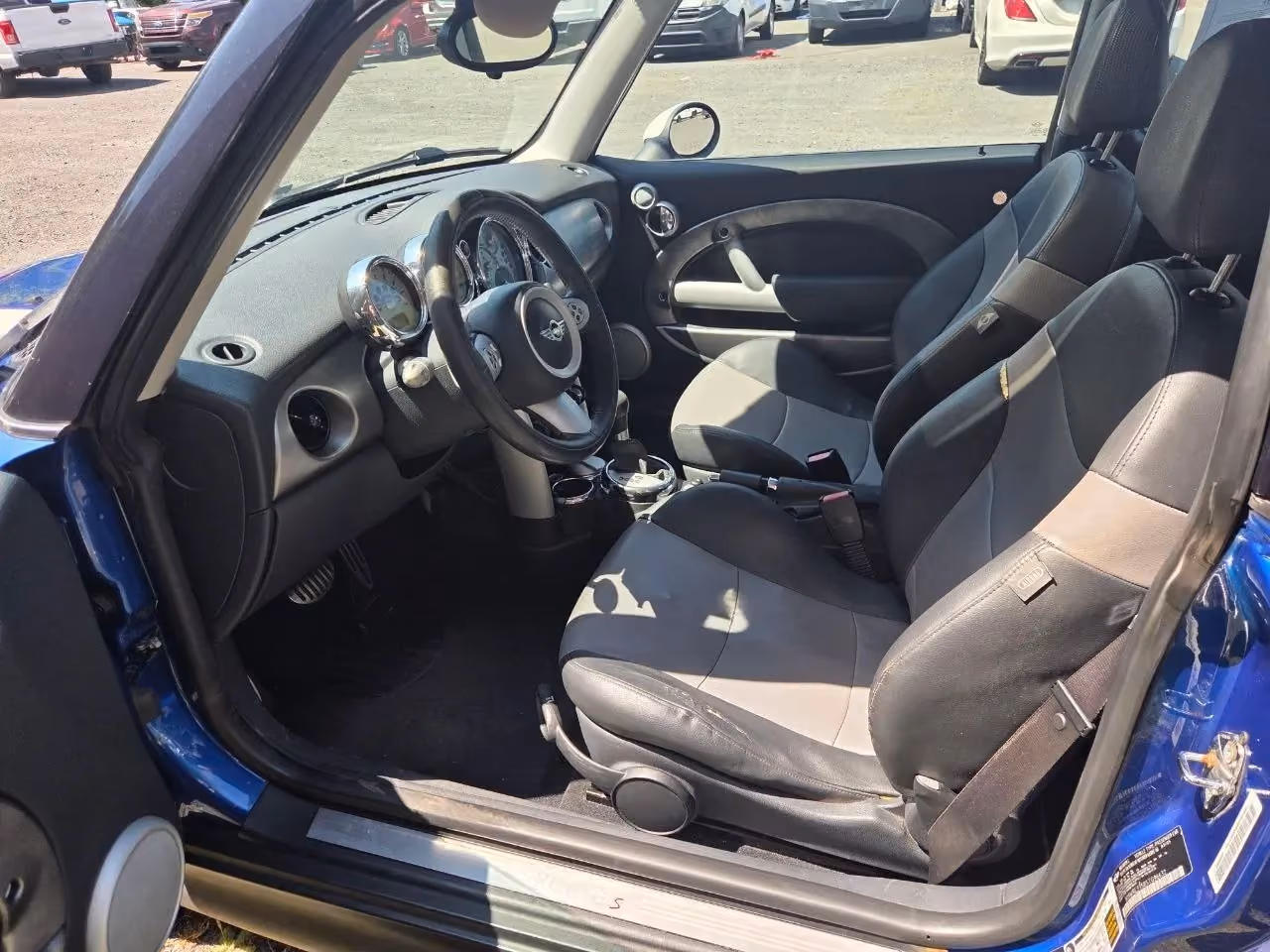 2005 MINI Cooper S Hatchback 2D — photo 15 of 24