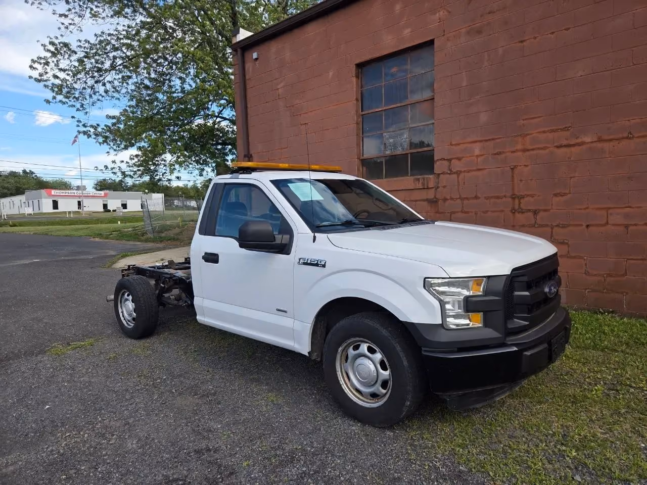2015 Ford F150 Regular Cab XL Pickup 2D 8 ft — photo 8 of 12