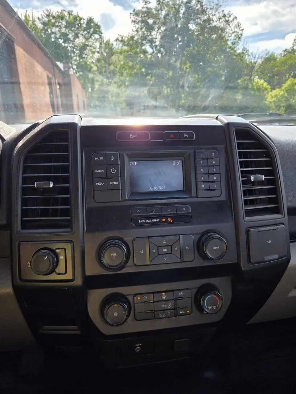 2015 Ford F150 Regular Cab XL Pickup 2D 8 ft — photo 11 of 12