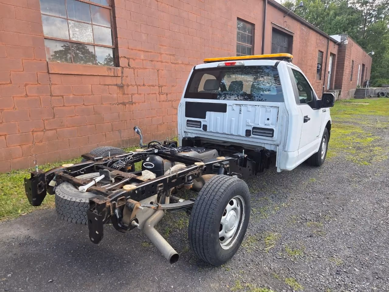 2015 Ford F150 Regular Cab XL Pickup 2D 8 ft — photo 6 of 12
