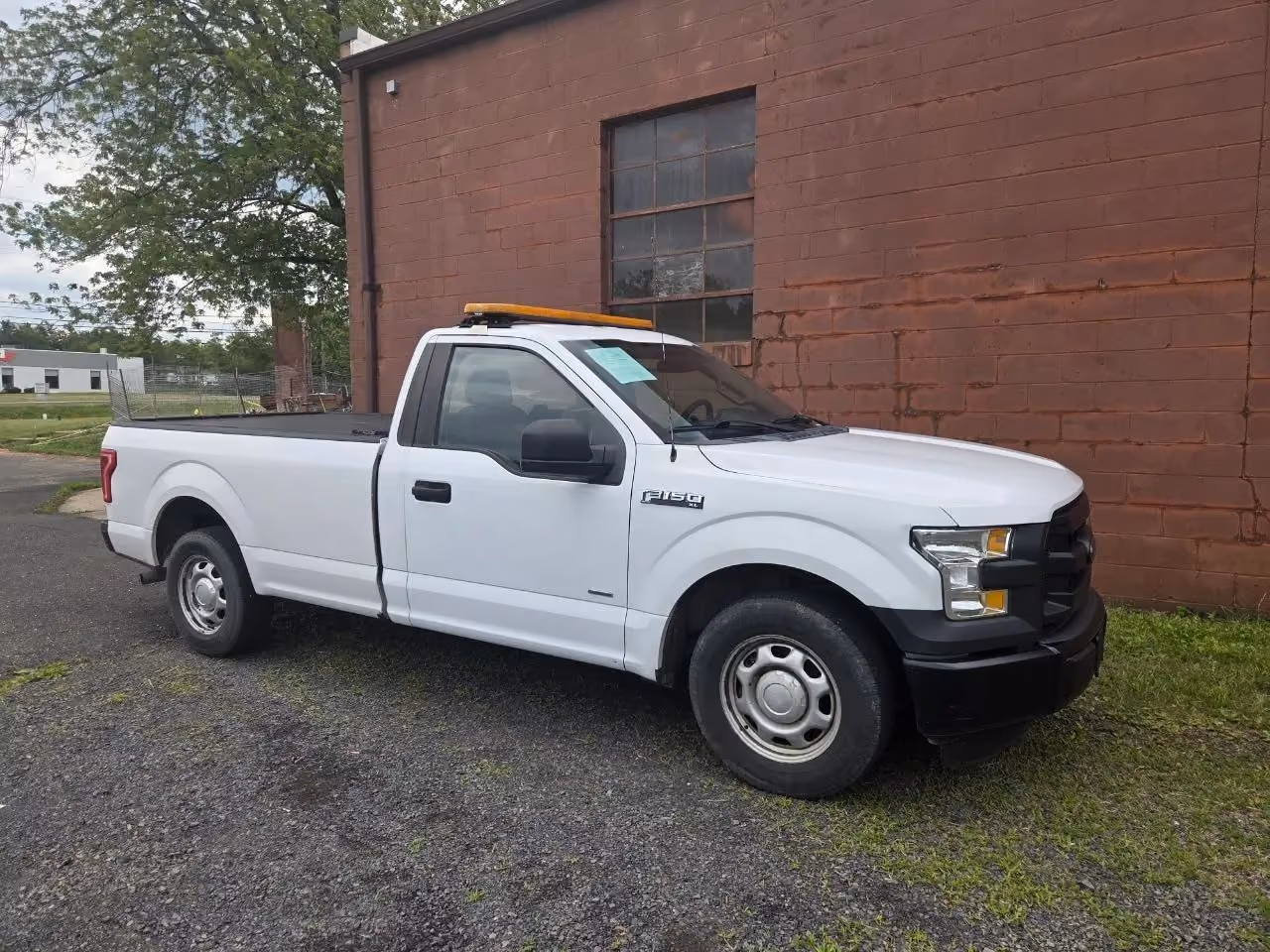 2016 Ford F150 Regular Cab XL Pickup 2D 8 ft — photo 9 of 16