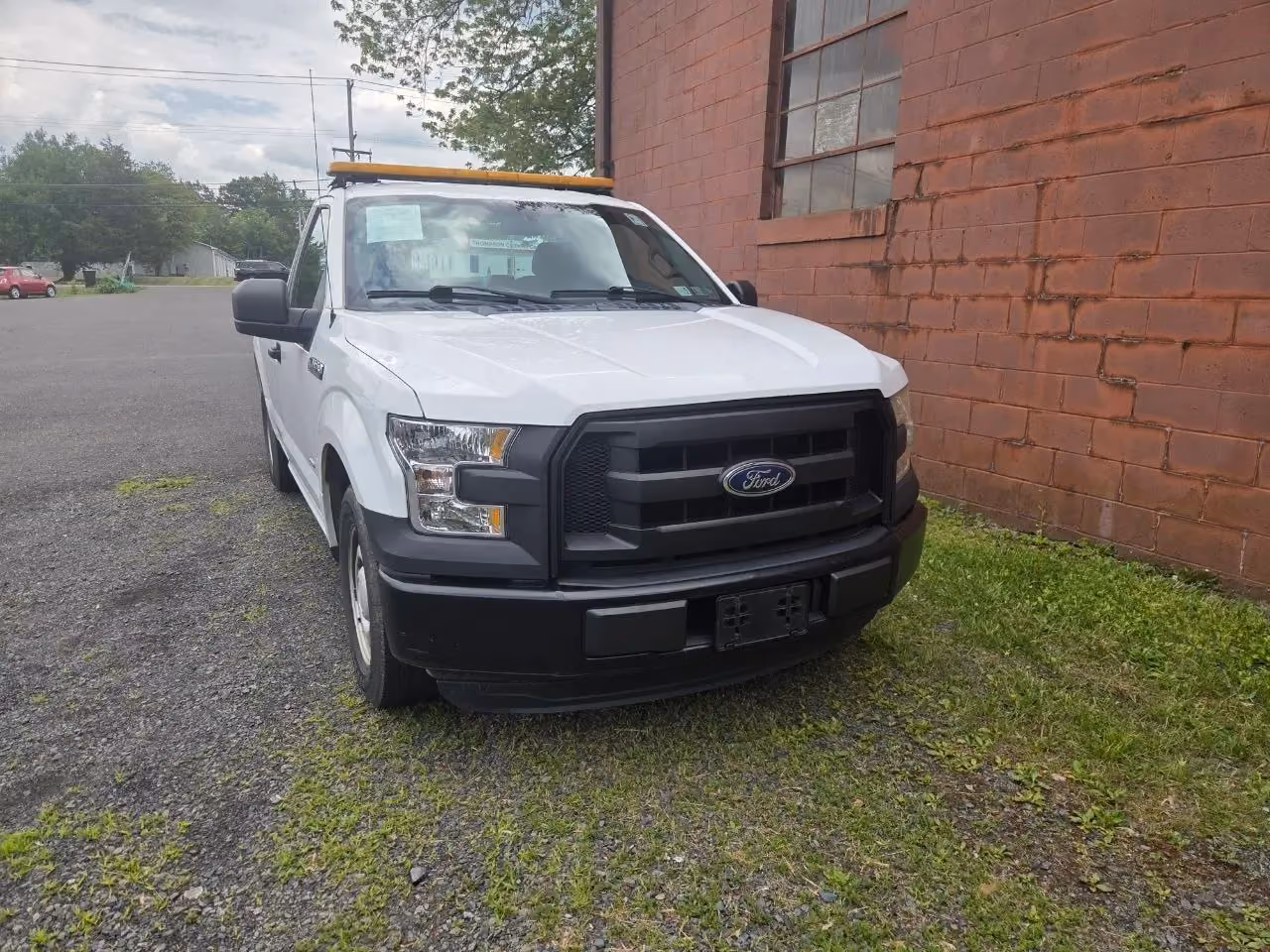 2016 Ford F150 Regular Cab XL Pickup 2D 8 ft — photo 10 of 16