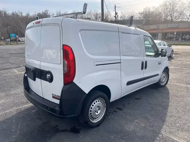 2017 Ram ProMaster City Tradesman — photo 19 of 23