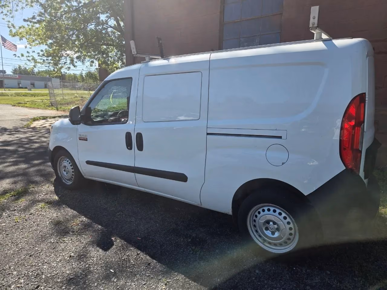 2017 Ram ProMaster City Tradesman — photo 4 of 23