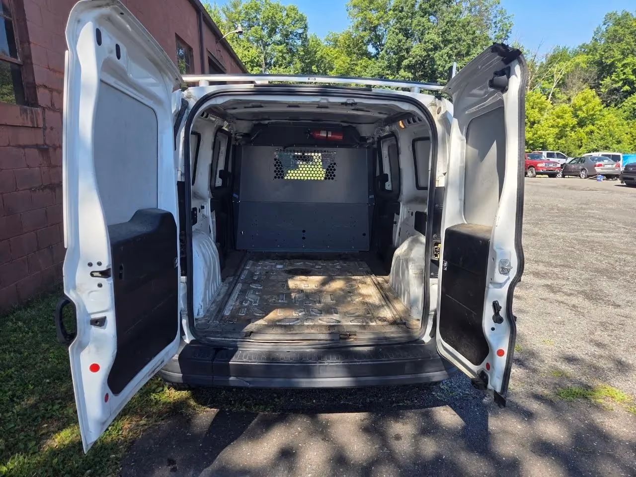 2017 Ram ProMaster City Tradesman — photo 15 of 23
