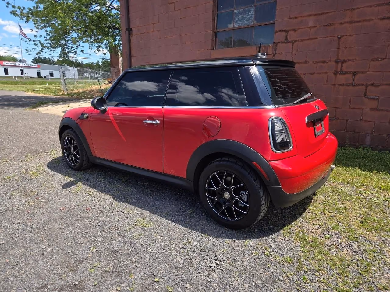2007 MINI Cooper Hatchback 2D — photo 3 of 21