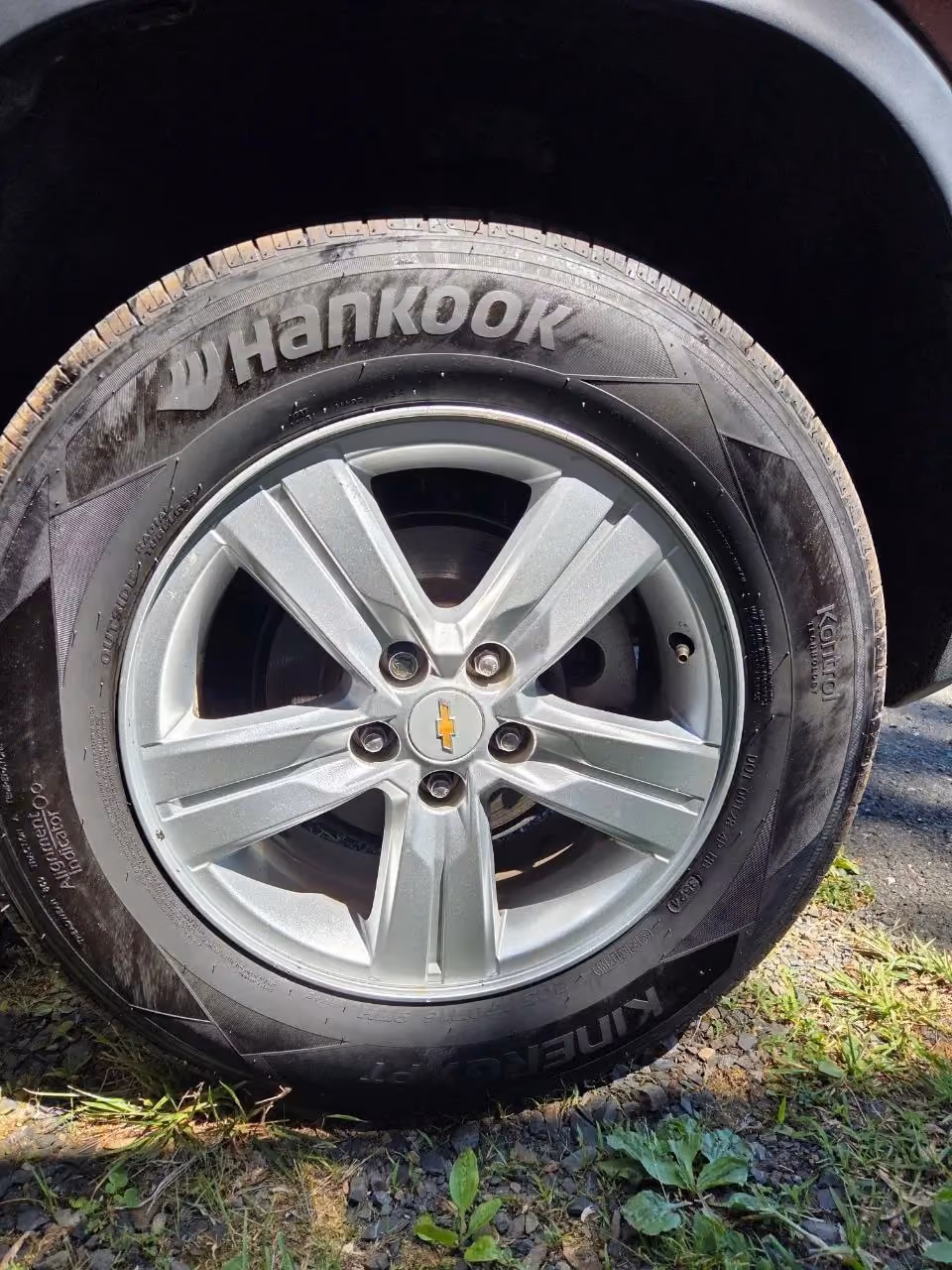 2021 Chevrolet Trax LS Sport Utility 4D — photo 17 of 19