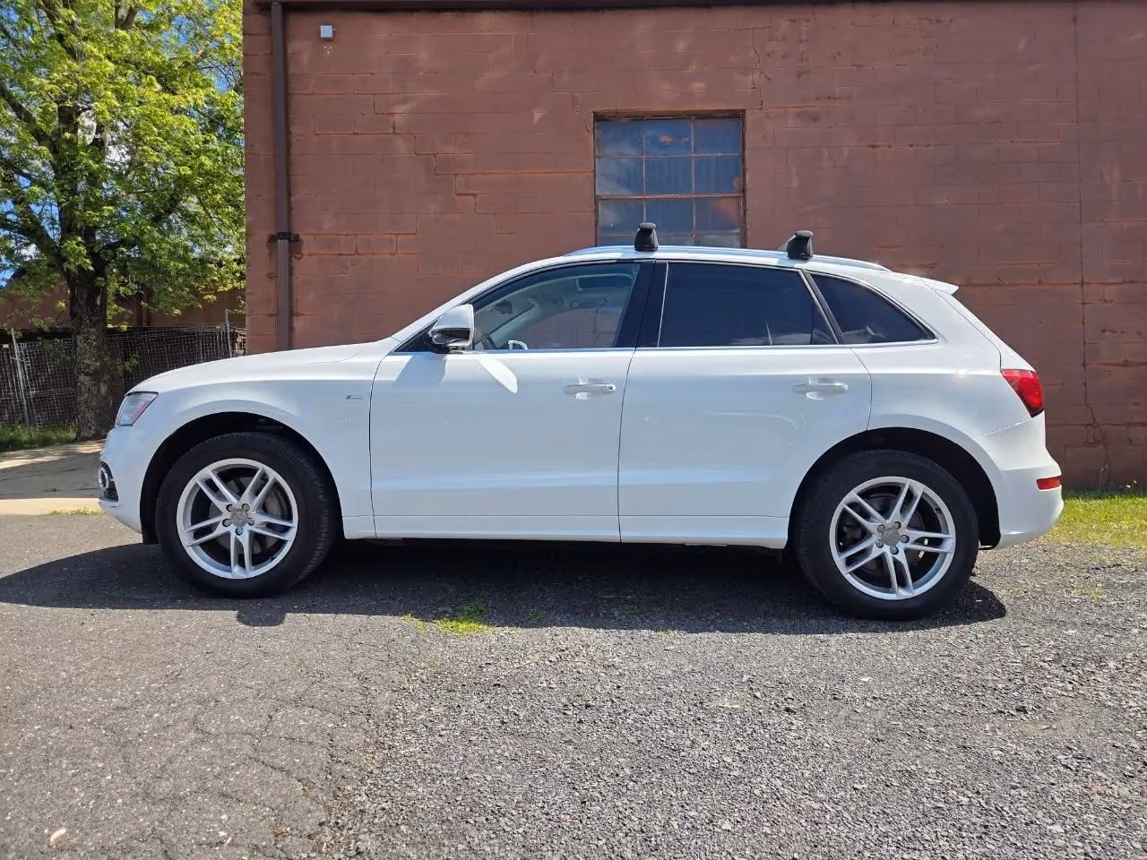2016 Audi Q5 3.0T Premium Plus Sport Utility 4D — photo 2 of 24