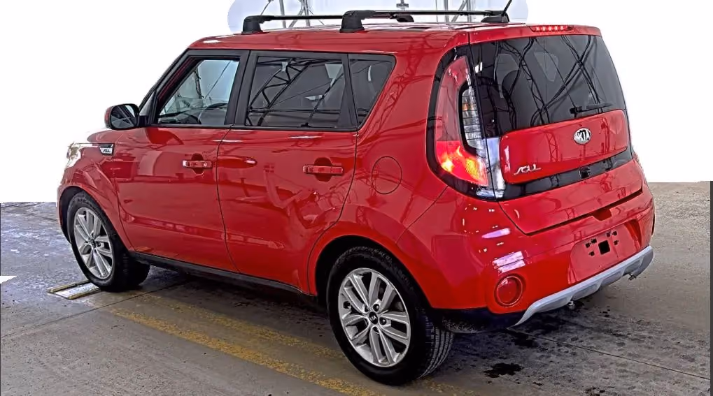 2019 Kia Soul + Wagon 4D — photo 2 of 2