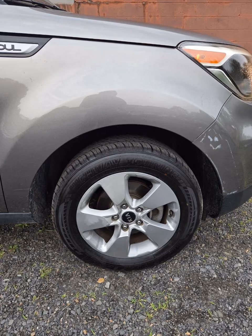 2017 Kia Soul Wagon 4D — photo 15 of 23
