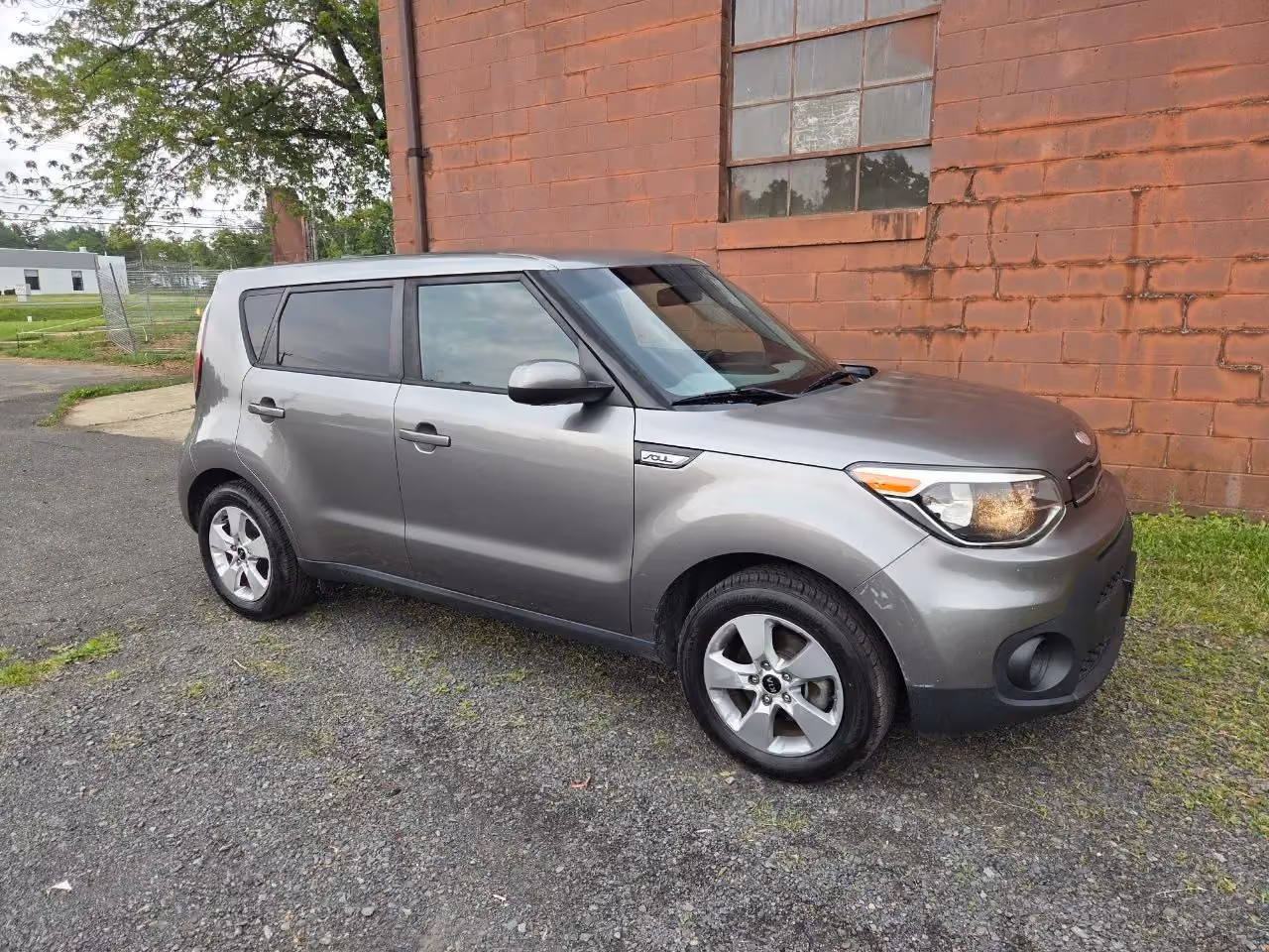 2017 Kia Soul Wagon 4D — photo 10 of 23
