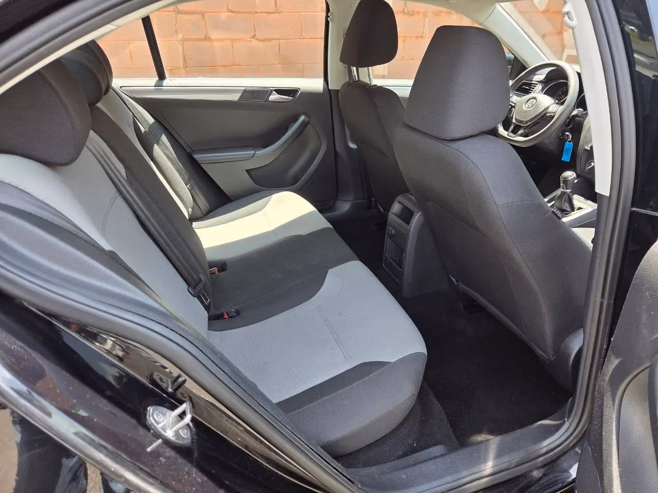 2017 Volkswagen Jetta 1.4T S Sedan 4D — photo 13 of 22
