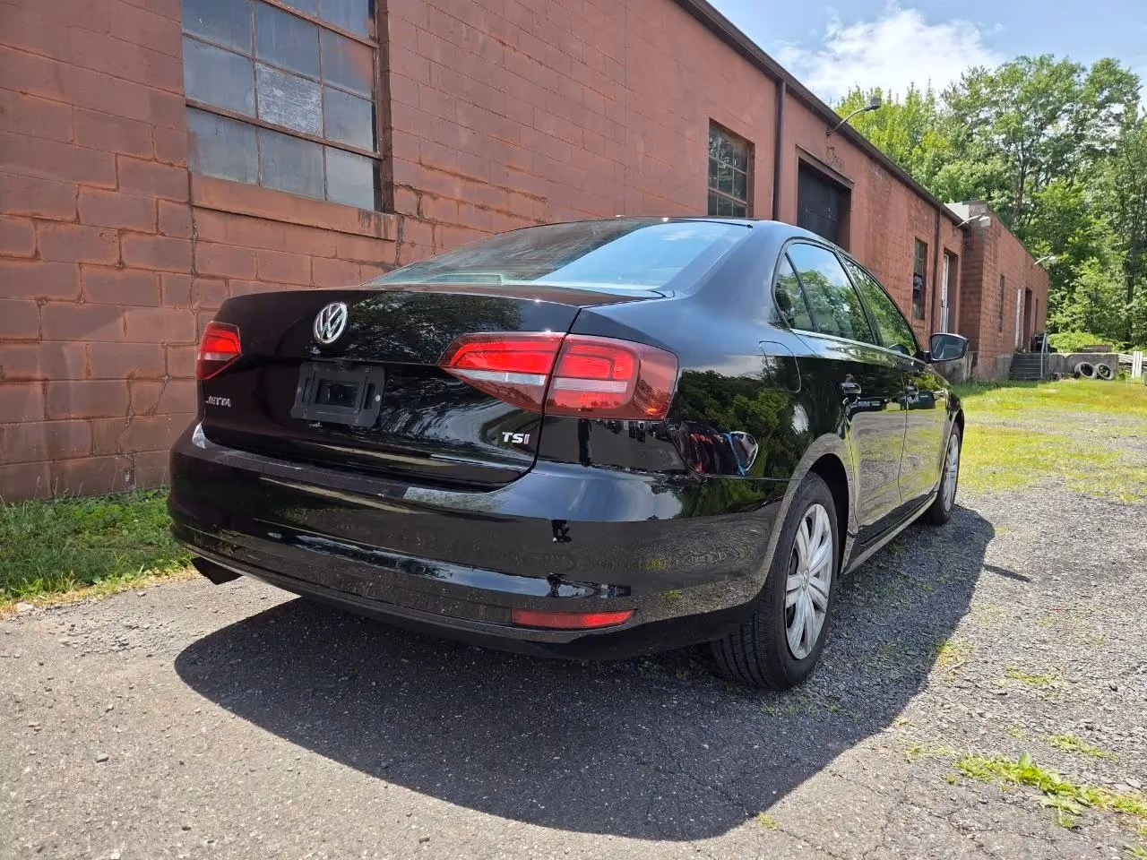 2017 Volkswagen Jetta 1.4T S Sedan 4D — photo 6 of 22