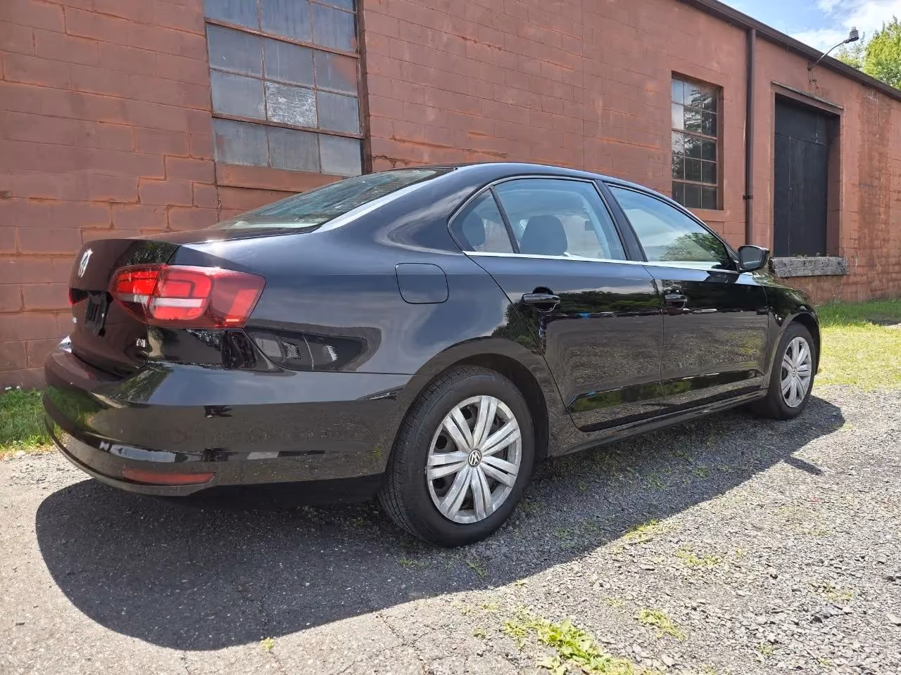2017 Volkswagen Jetta 1.4T S Sedan 4D — photo 7 of 22