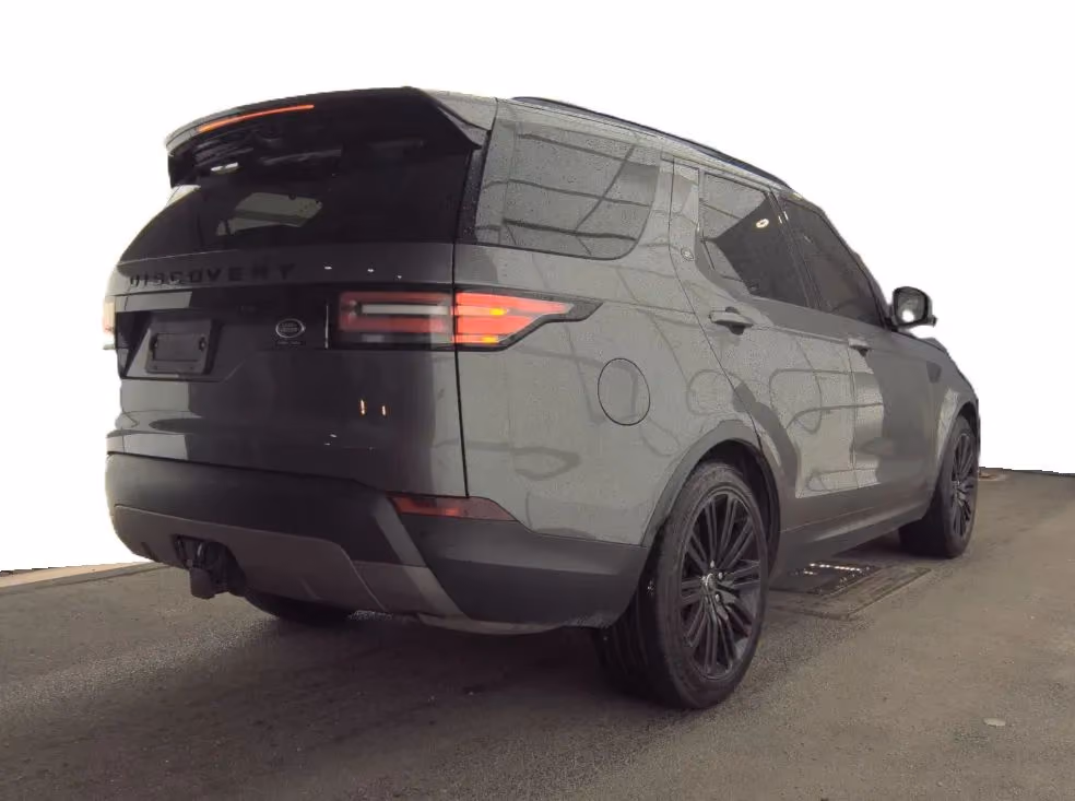 2017 Land Rover Discovery HSE Luxury Sport Utility 4D — photo 2 of 2