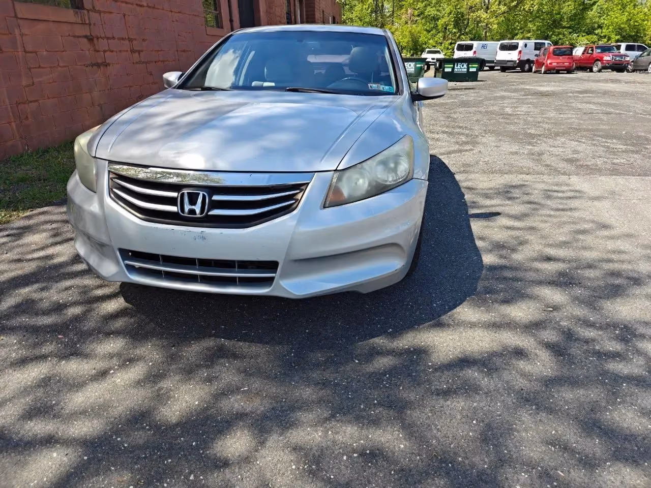 2012 Honda Accord EX-L Sedan 4D — photo 14 of 33