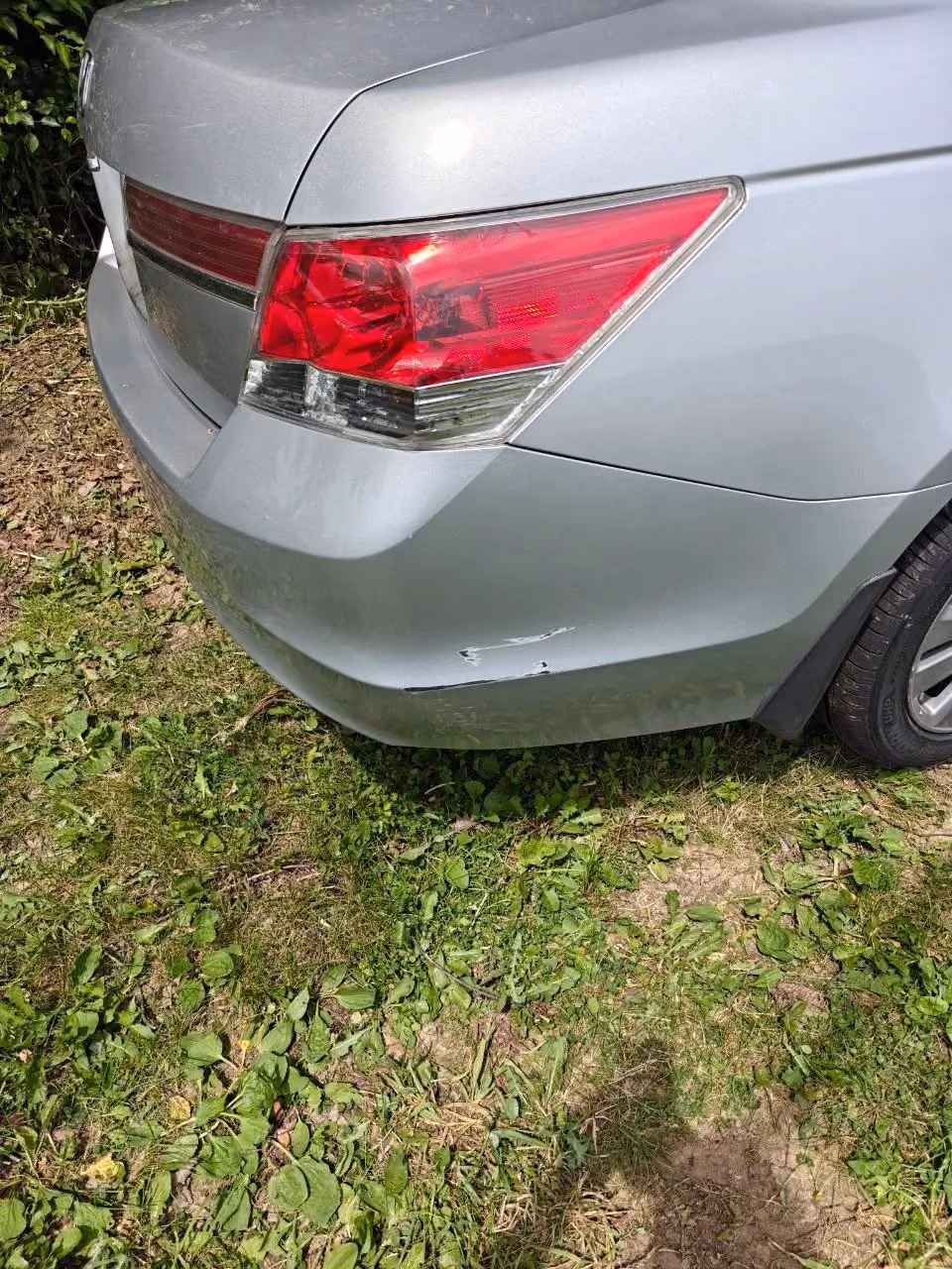 2012 Honda Accord EX-L Sedan 4D — photo 5 of 33