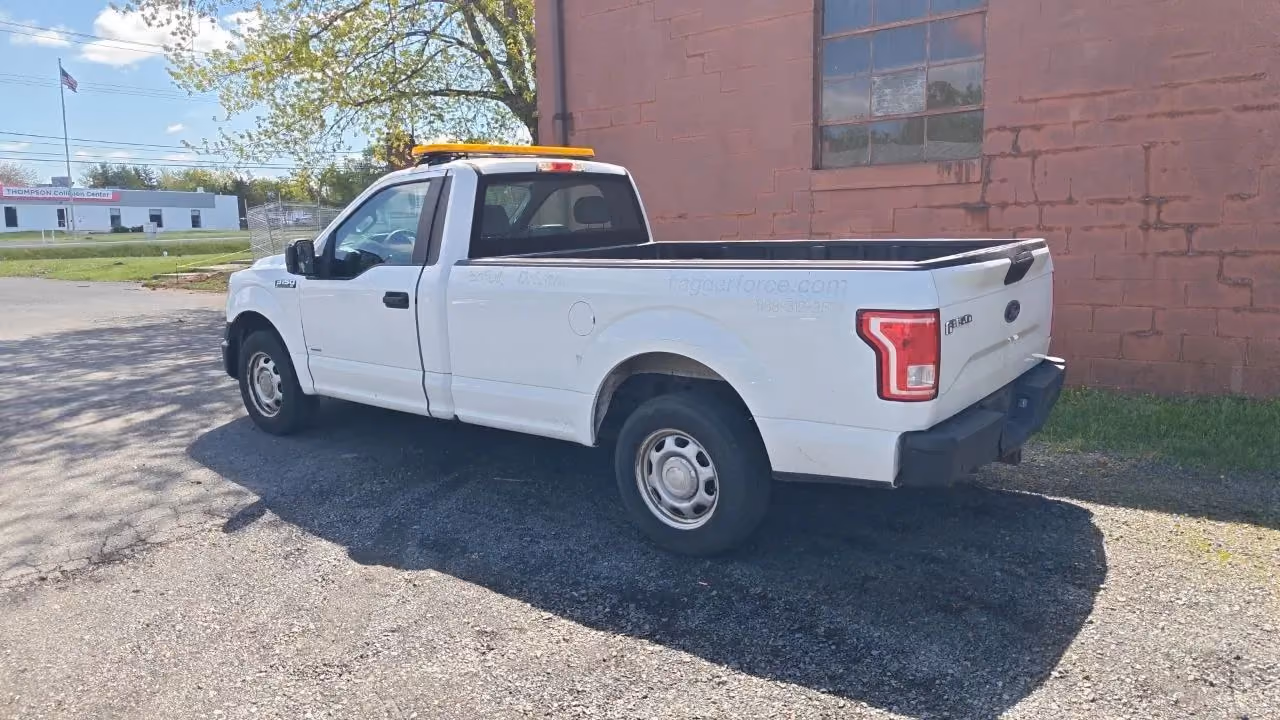 2015 Ford F150 Regular Cab XL Pickup 2D 8 ft — photo 5 of 22