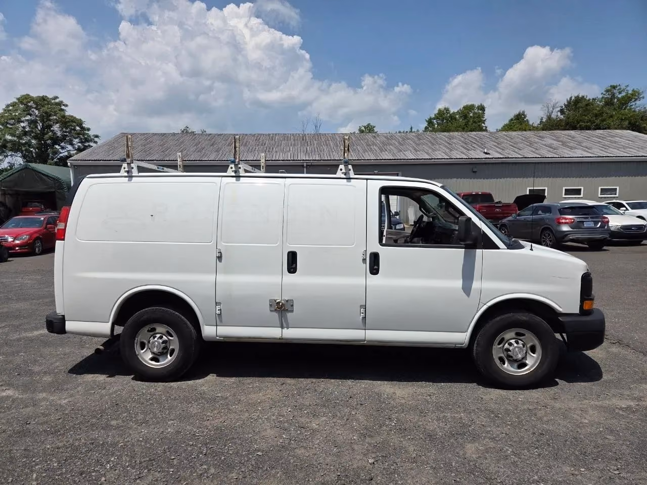 2016 Chevrolet Express 2500 Cargo Van 3D — photo 9 of 9