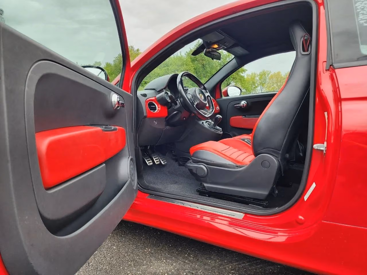 2013 FIAT 500 500c Abarth Cabrio Convertible 2D — photo 22 of 22