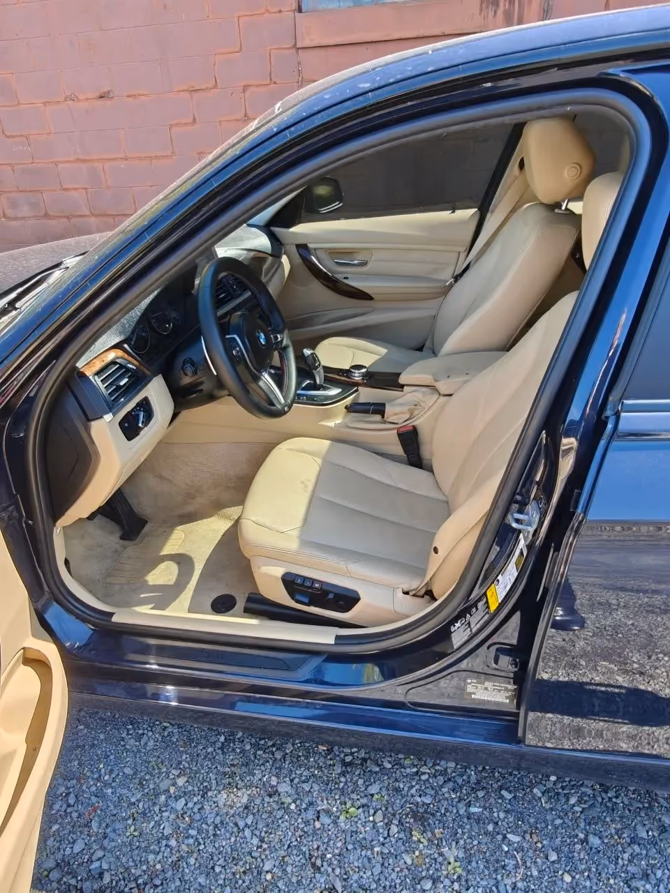 2015 BMW 3 Series 328i xDrive Sedan 4D — photo 14 of 17
