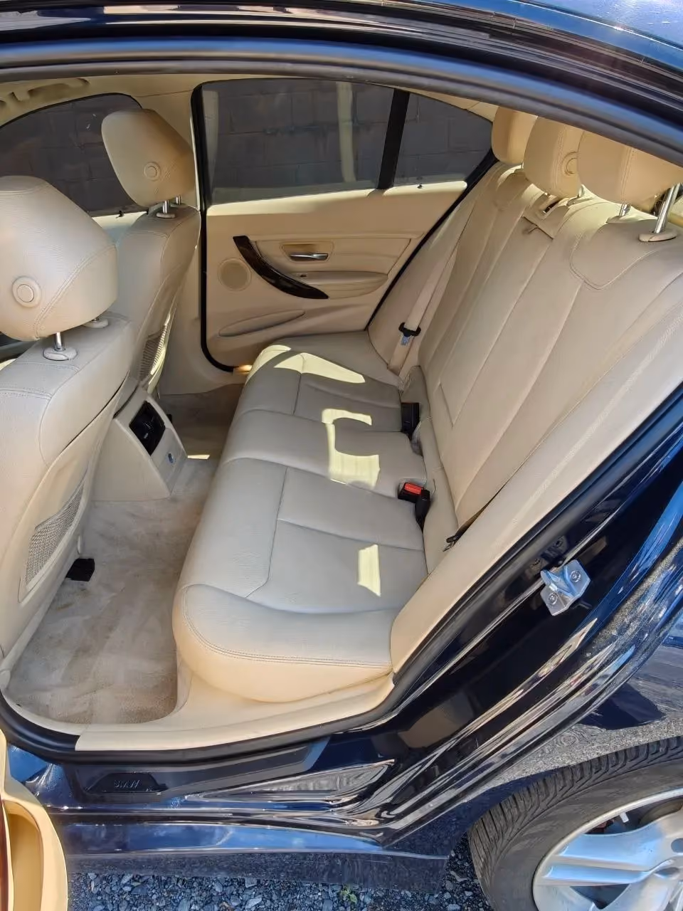 2015 BMW 3 Series 328i xDrive Sedan 4D — photo 11 of 17